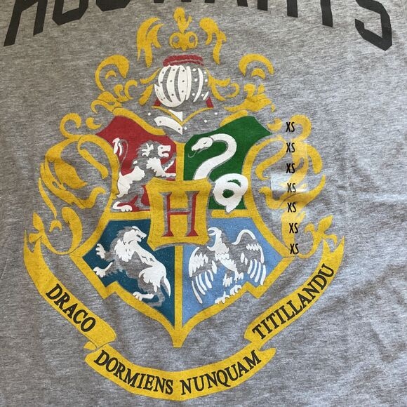Harry Potter T-Shirt Hogwarts House Crest Graphic Tee Mens Size XS NEW TAGS - Picture 9 of 9